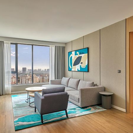 Courtyard By Marriott Kuala Lumpur South Hotel Buitenkant foto